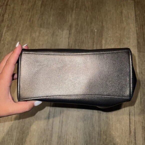 Like New Coach Mini Bennett Silver Metallic Leather Shoulder Bag Purse - Picture 7 of 14